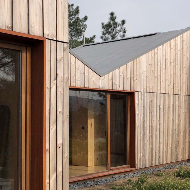 House Over The Hills - imagen 2