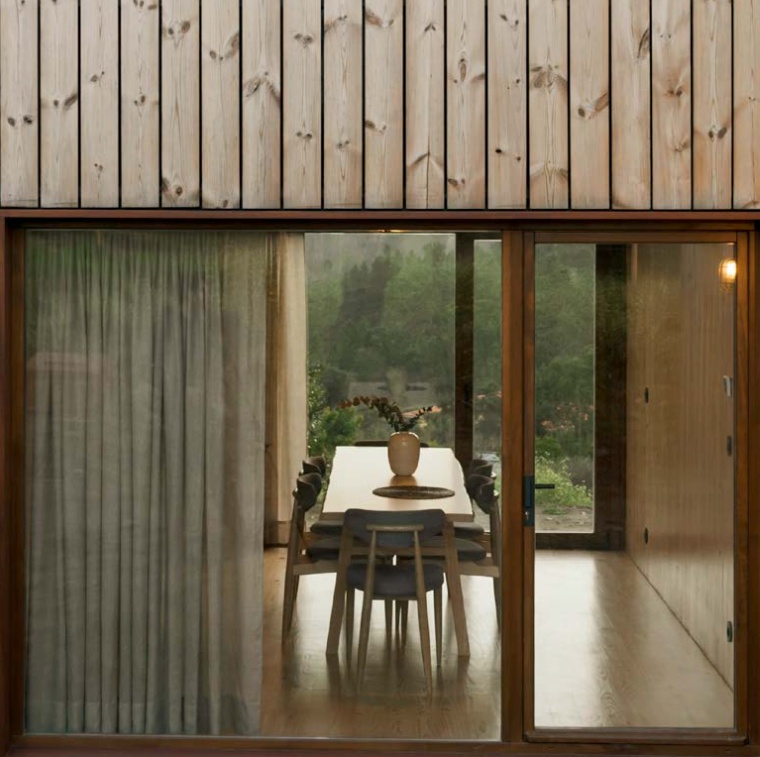 House Over The Hills - imagen 4