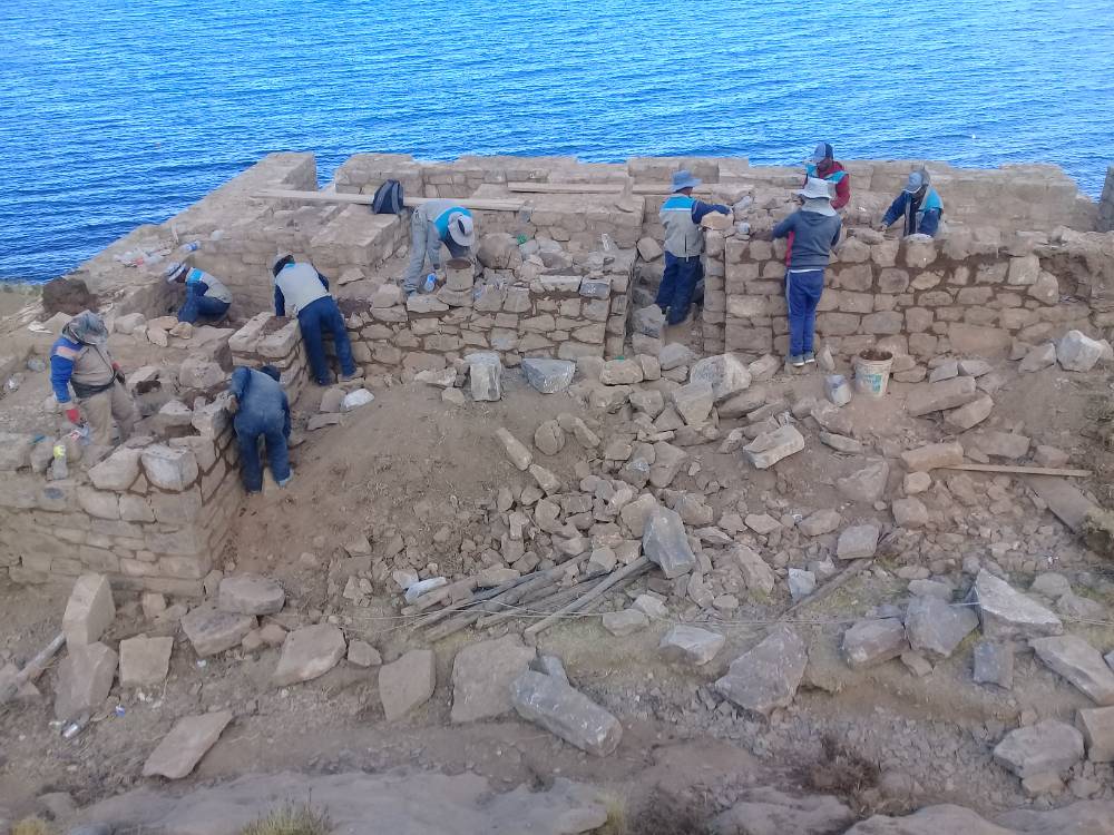 Restauración del Palacio Pilkokaina (Isla del Sol) - imagen 2