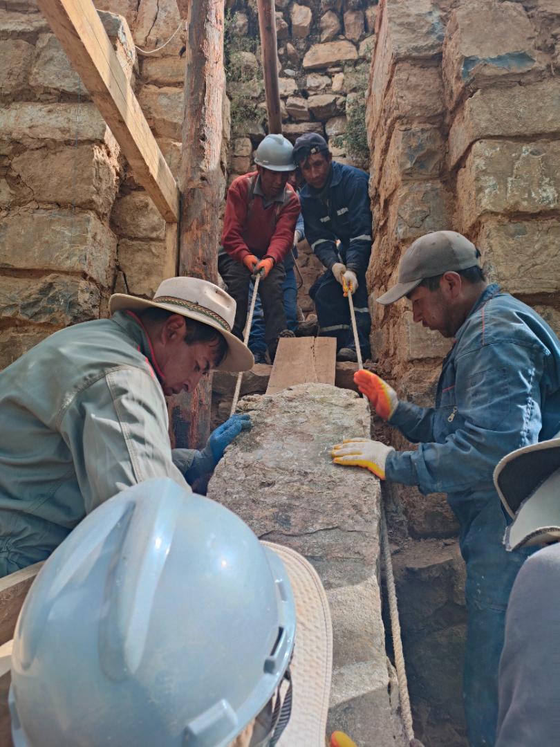 Restauración del Palacio Pilkokaina (Isla del Sol) - imagen 4