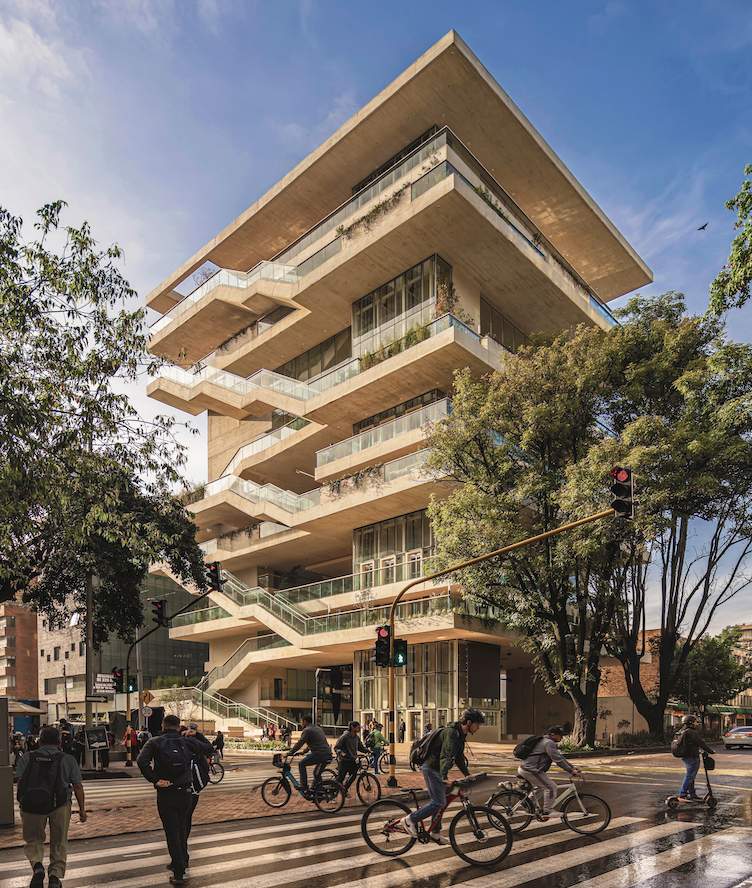 CEFE CHAPINERO – PARQUE VERTICAL