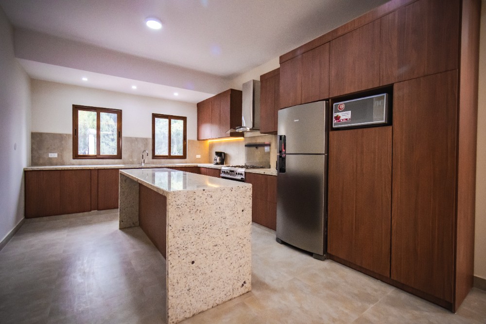 Casa R/ Ampliación y reconfiguración de vivienda unifamiliar - imagen 3