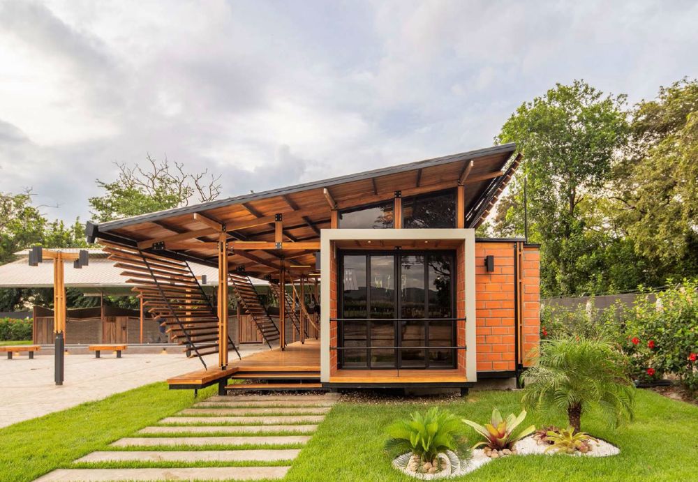 Cabaña de Aperos. Unidad de Producción Agropecuaria CADIPA