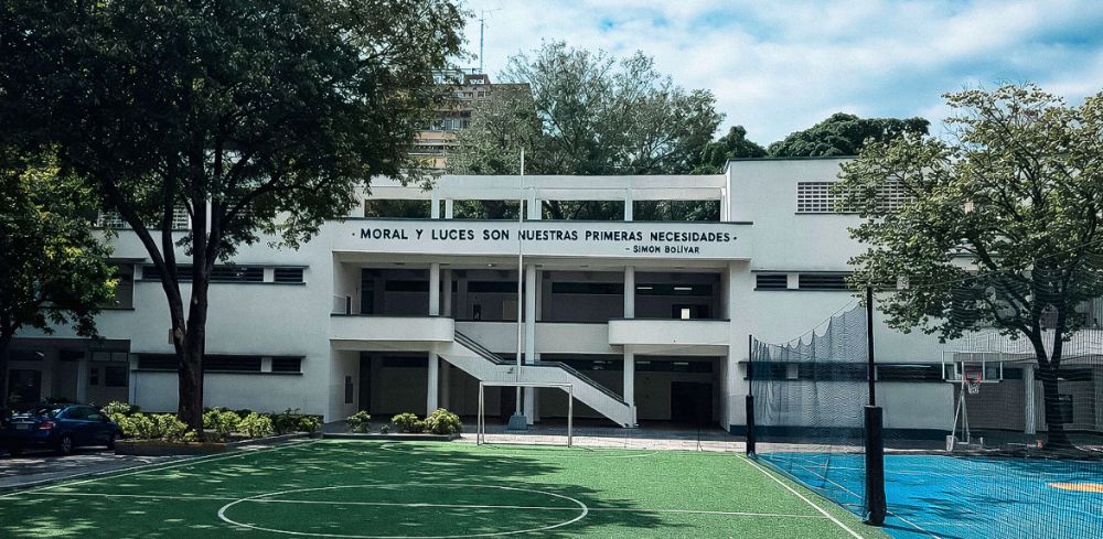 Rehabilitación Unidad Educativa Nacional Francisco Pimentel