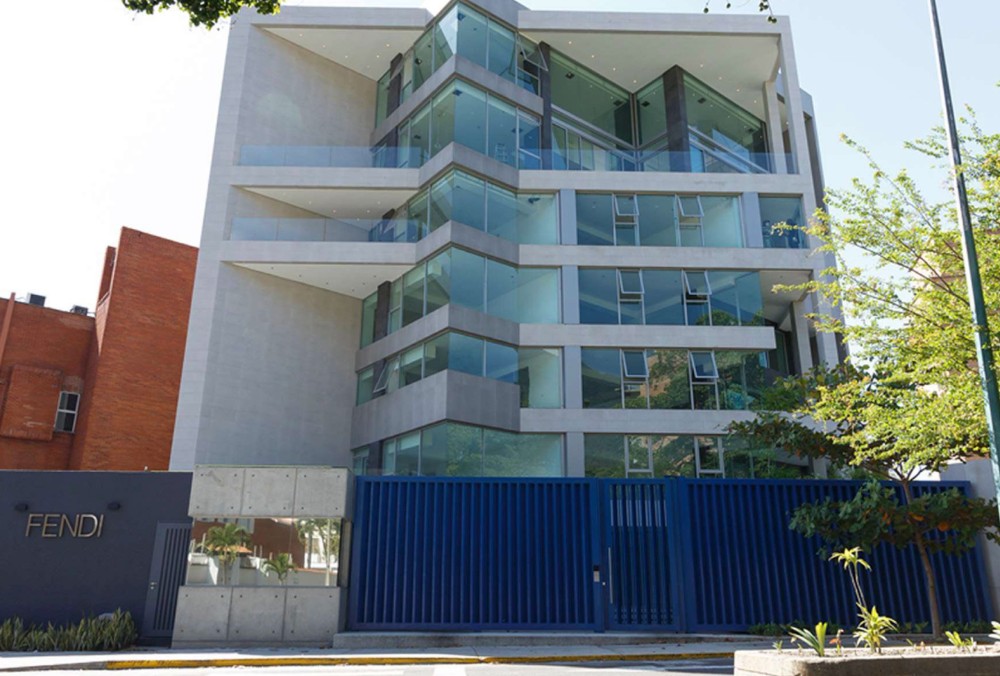 Revitalización Edificio Fendi - imagen 3